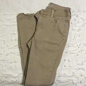 Old Navy khaki colored skinny jean size 0